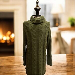 David & Dani Olive Long Tunic size S